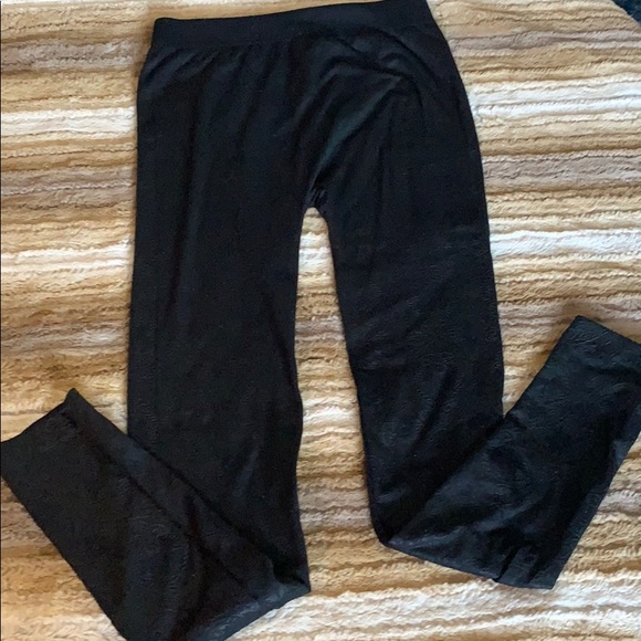 Pink Rose black leggings with pattern - Picture 2 of 3